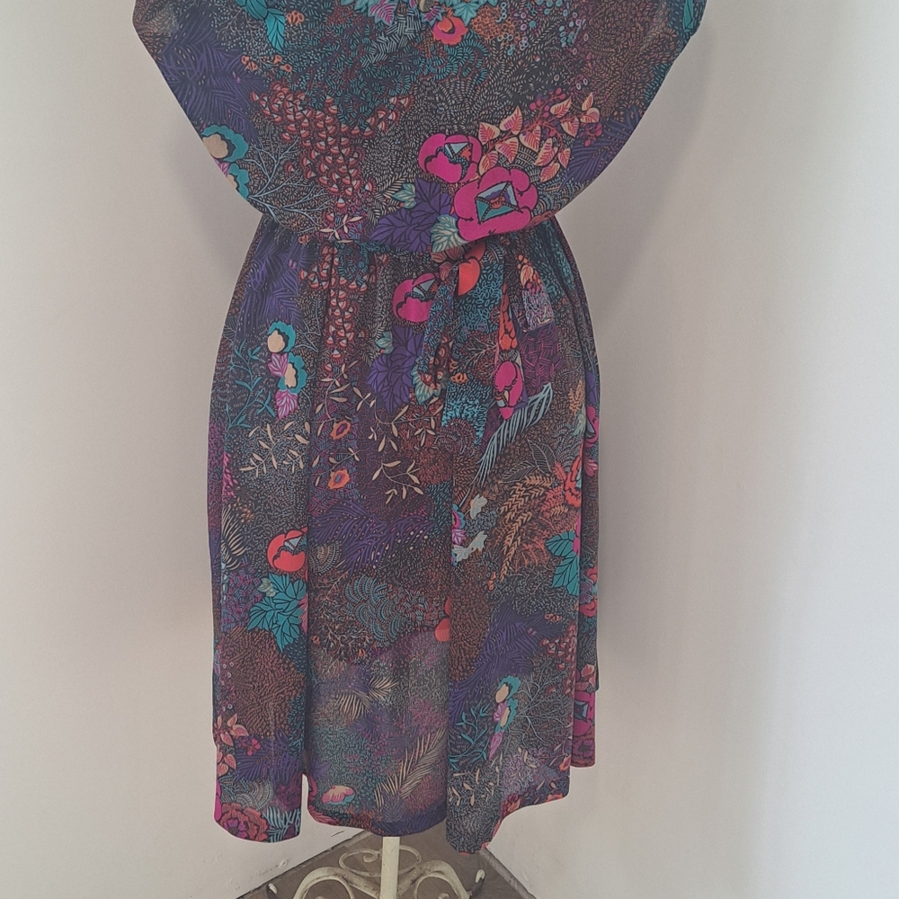 Vintage Walden Classics Dress with Belt, Size Medium-Large. - Picture 8 of 15